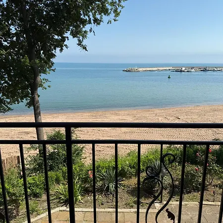 Lejlighed Porto Beachfront Chernomorets