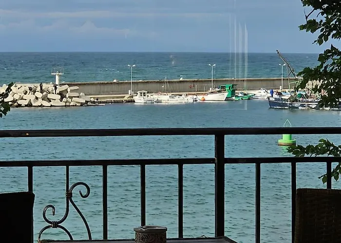 Апартамент Porto Chernomoretz *