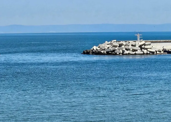 Апартамент Porto Chernomoretz *