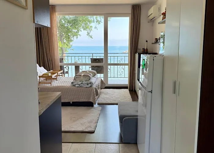 Porto Chernomoretz Апартамент